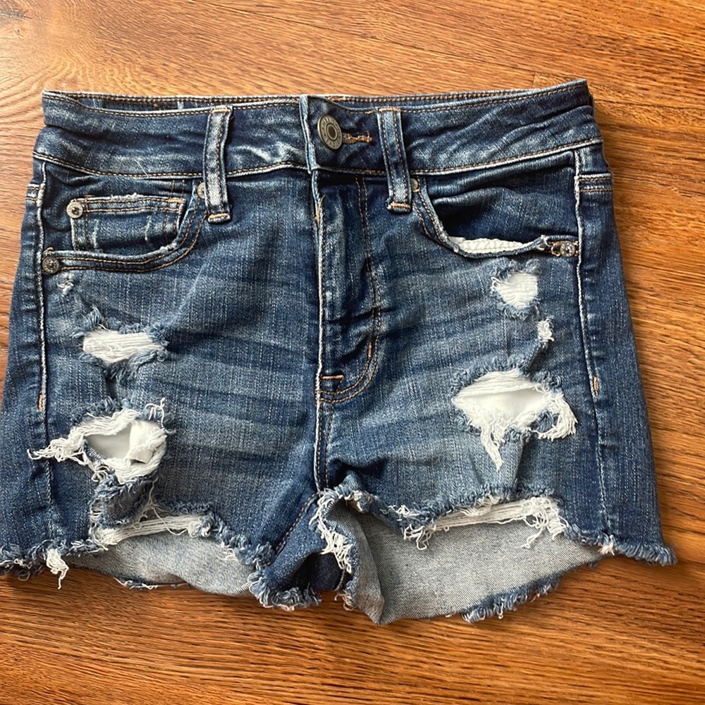American Eagle jean shorts!! size 2